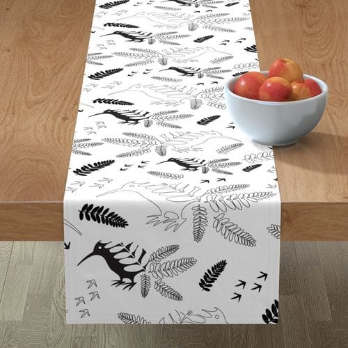 Surface Pattern Kiwi Bird and Fern Table cloth
